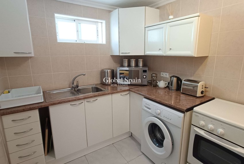 Revente - VILLA -
CREVILLENTE - Inland