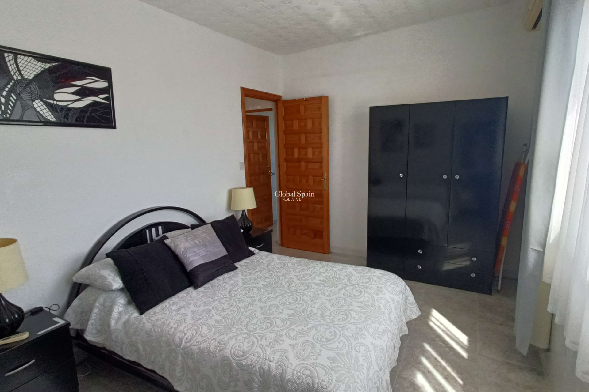 Revente - VILLA -
CREVILLENTE - Inland