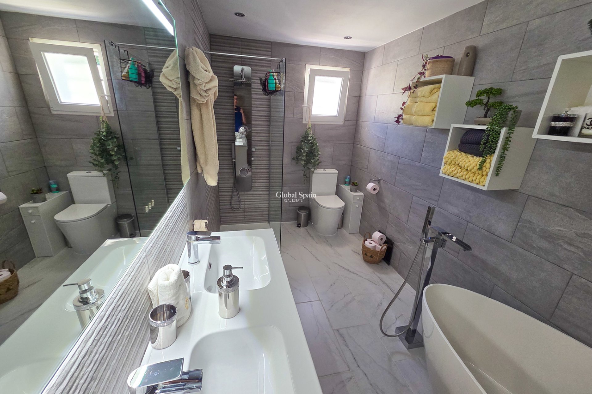 Revente - VILLA -
CREVILLENTE - Inland