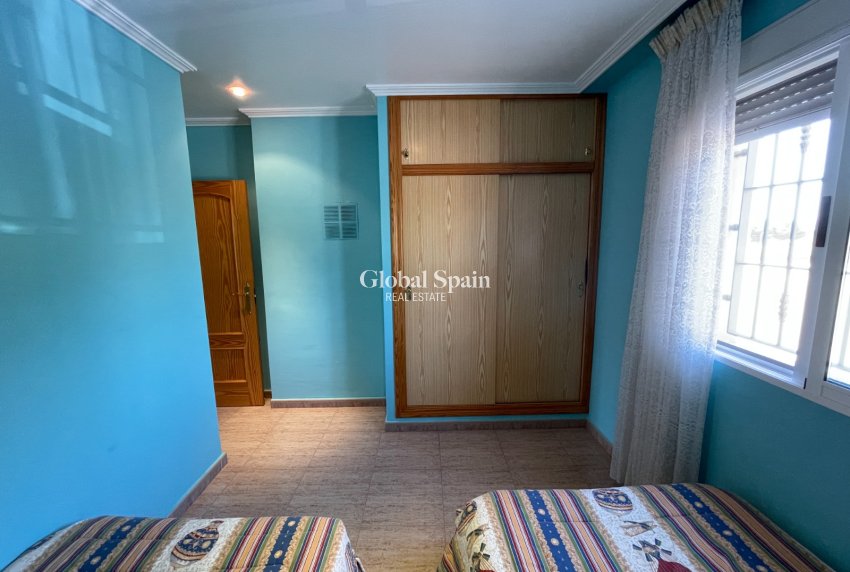 Revente - VILLA -
CREVILLENTE - Inland