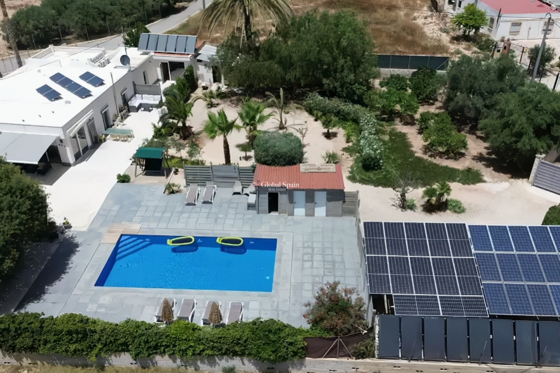 Revente - VILLA -
CREVILLENTE
