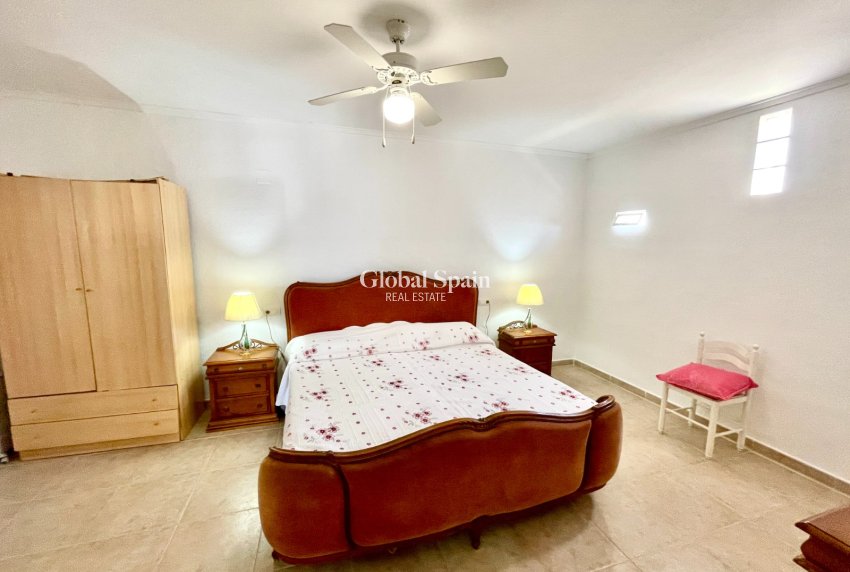 Revente - VILLA -
DAYA NUEVA - Costa Blanca