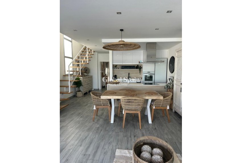 Revente - VILLA -
DAYA VIEJA - Costa Blanca