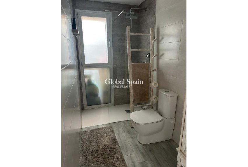 Revente - VILLA -
DAYA VIEJA - Costa Blanca