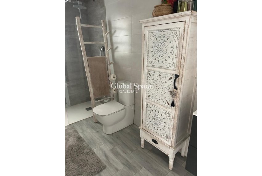 Revente - VILLA -
DAYA VIEJA - Costa Blanca