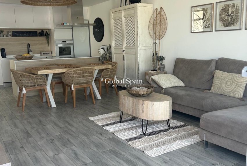 Revente - VILLA -
DAYA VIEJA - Costa Blanca