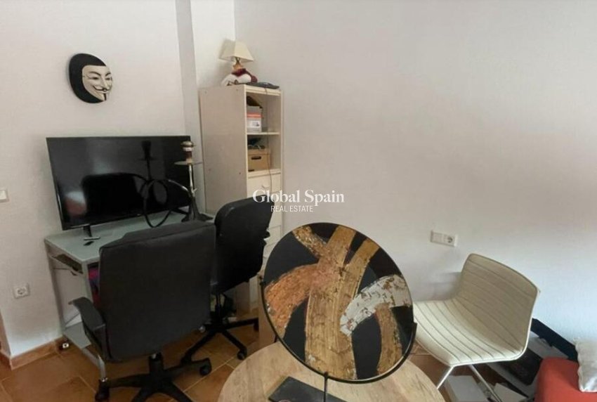 Revente - VILLA -
DAYA VIEJA - Costa Blanca