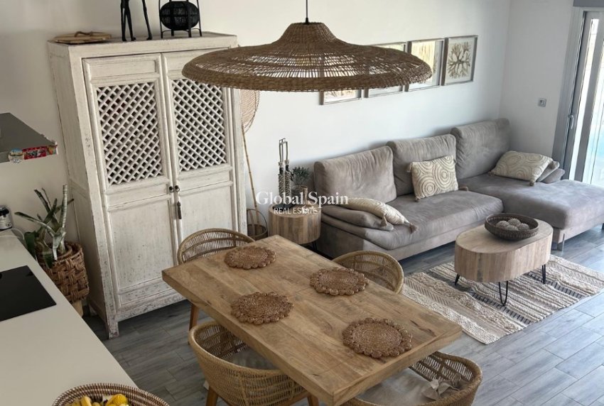 Revente - VILLA -
DAYA VIEJA - Costa Blanca