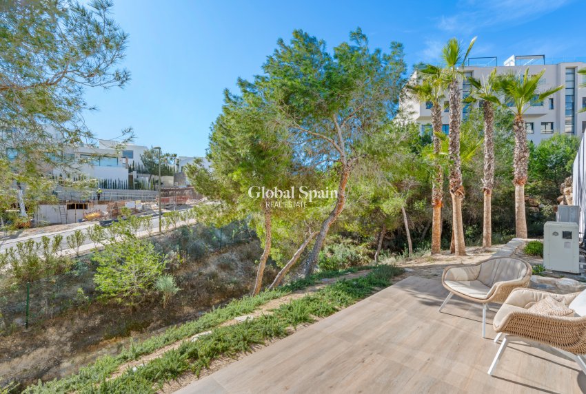 Revente - VILLA -
DEHESA DE CAMPOAMOR - Costa Blanca