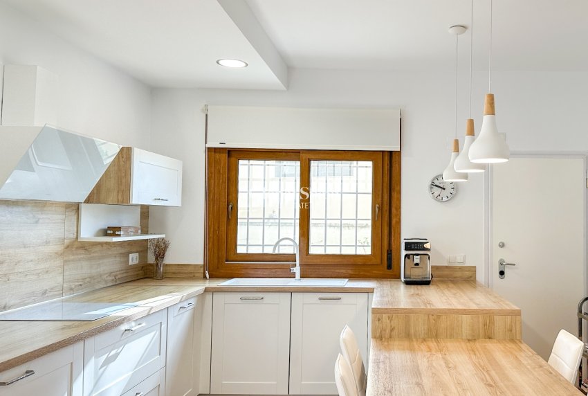 Revente - VILLA -
DEHESA DE CAMPOAMOR - Costa Blanca