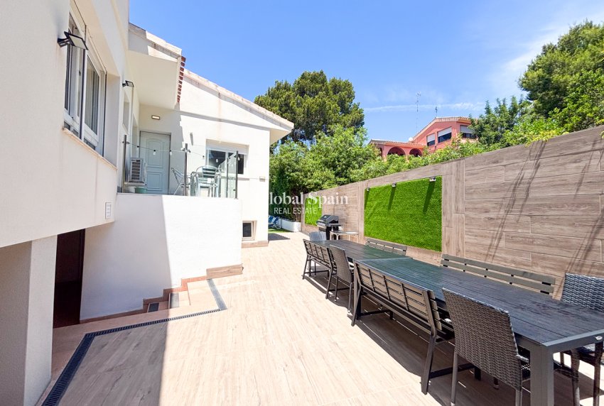 Revente - VILLA -
DEHESA DE CAMPOAMOR - Costa Blanca