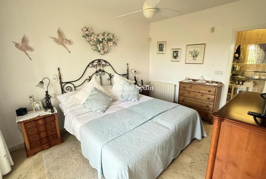 Revente - VILLA -
DEHESA DE CAMPOAMOR - Costa Blanca