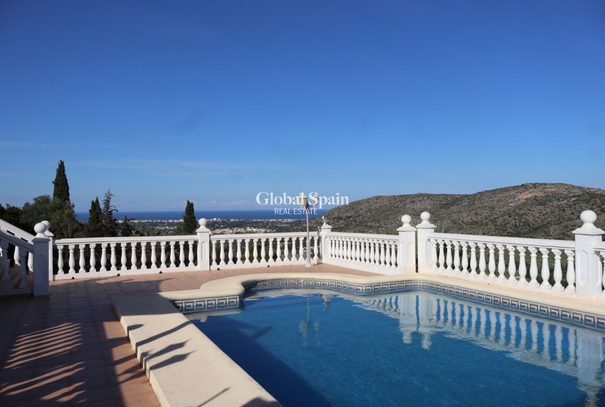 Revente - VILLA -
DENIA - Inland