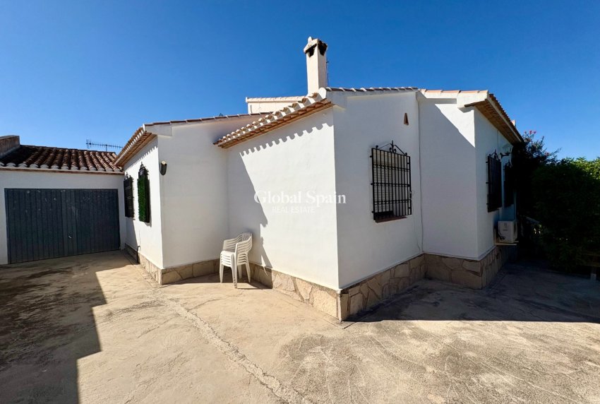 Revente - VILLA -
DENIA - Montgó