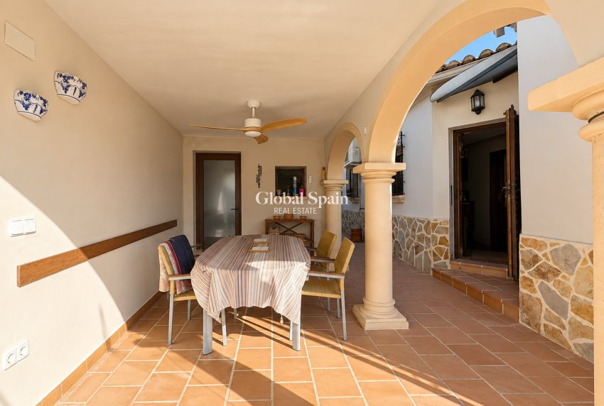 Revente - VILLA -
DENIA - Montgó
