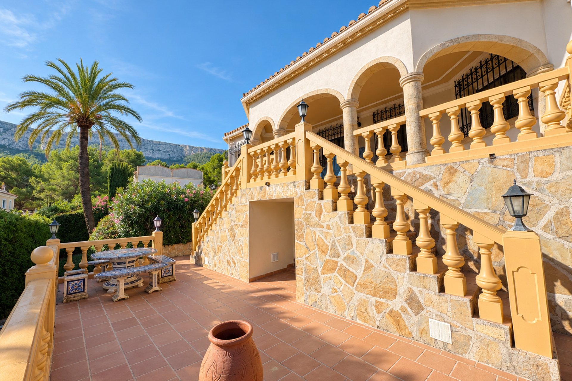 Revente - VILLA -
DENIA - Montgó