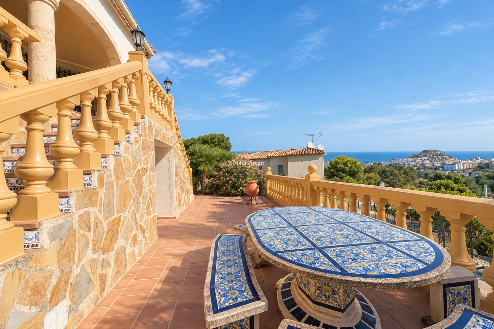 Revente - VILLA -
DENIA - Montgó