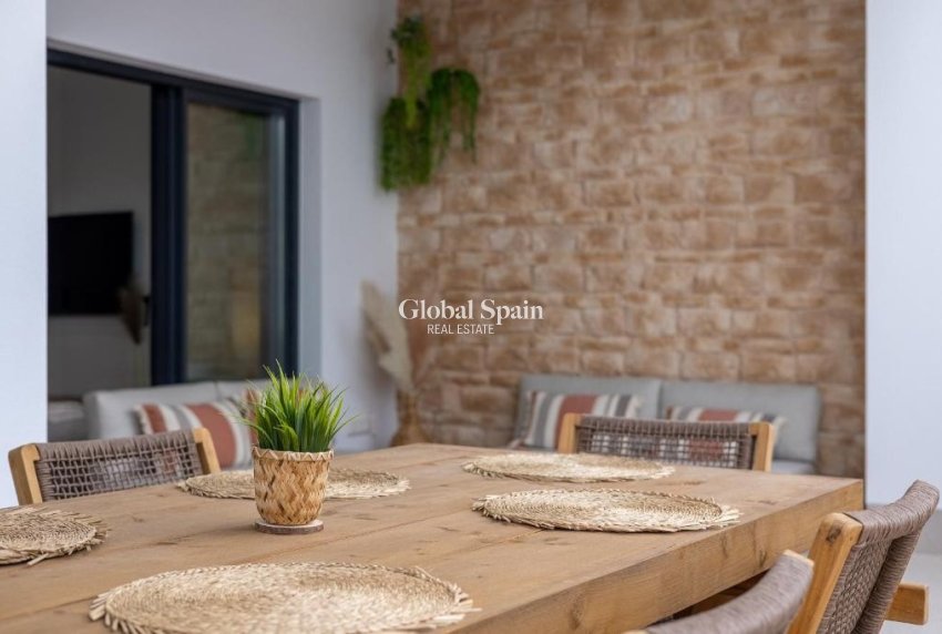 Revente - VILLA -
DOLORES - Costa Blanca