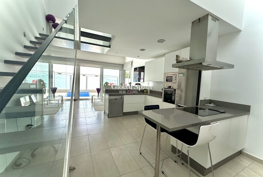 Revente - VILLA -
DOLORES - Costa Blanca