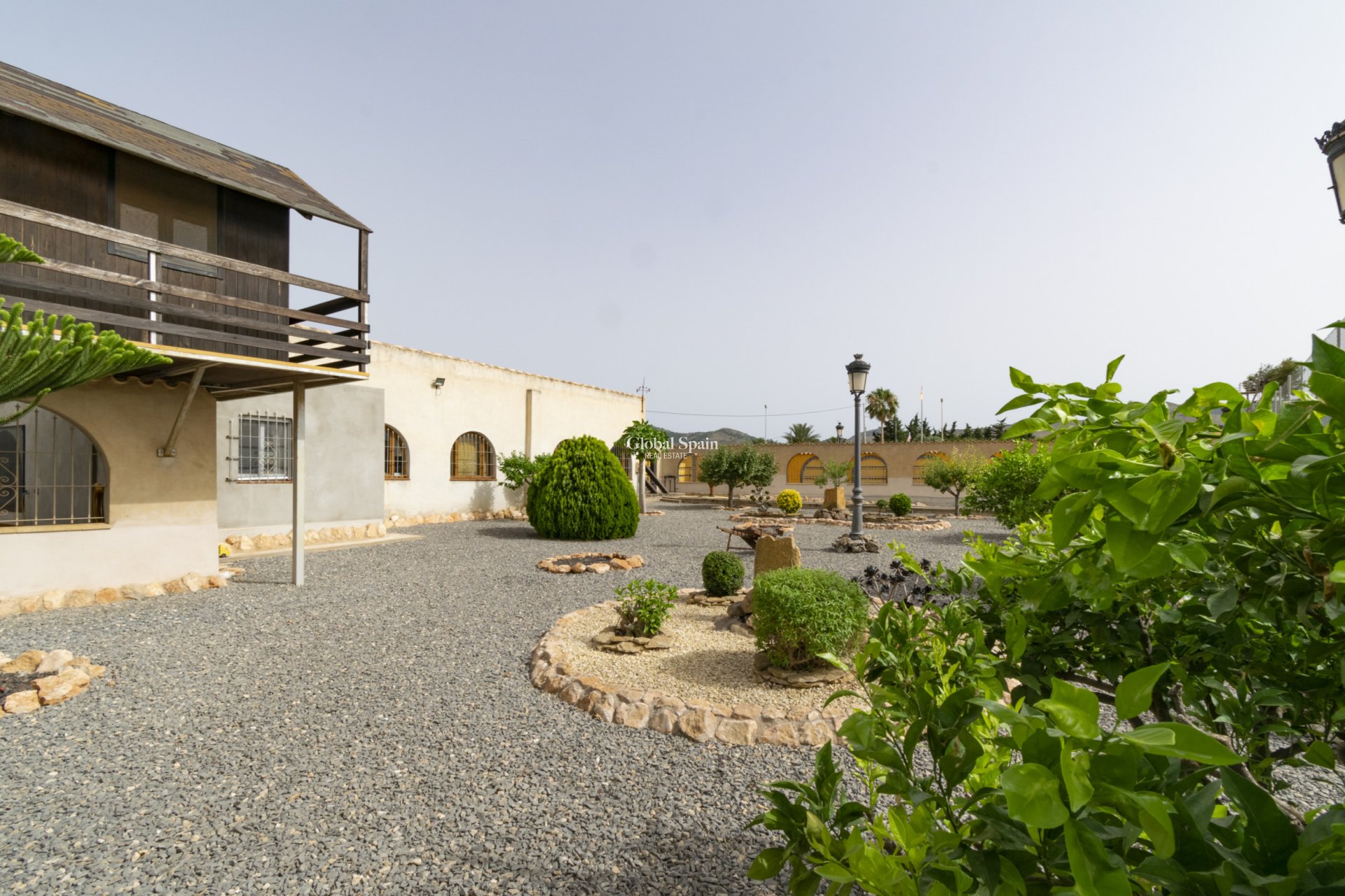 Revente - VILLA -
EL BEAL - Inland