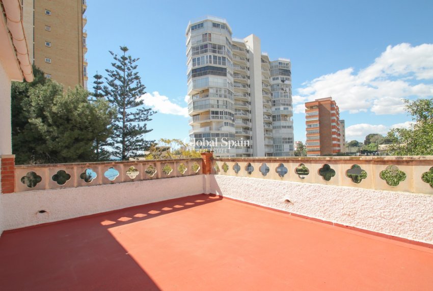 Revente - VILLA -
EL CAMPELLO - Costa Blanca
