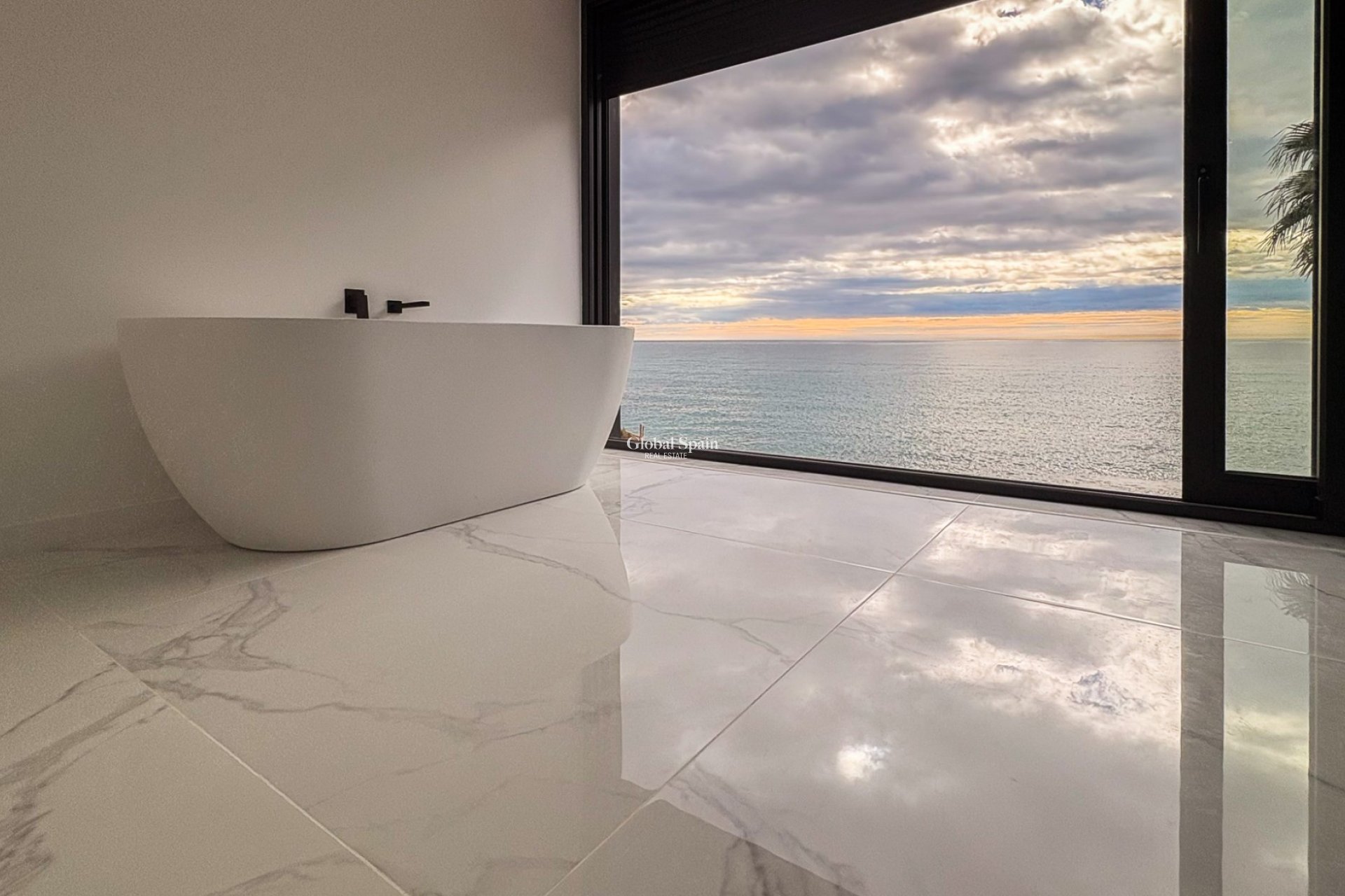 Revente - VILLA -
EL CAMPELLO - Coveta Fuma