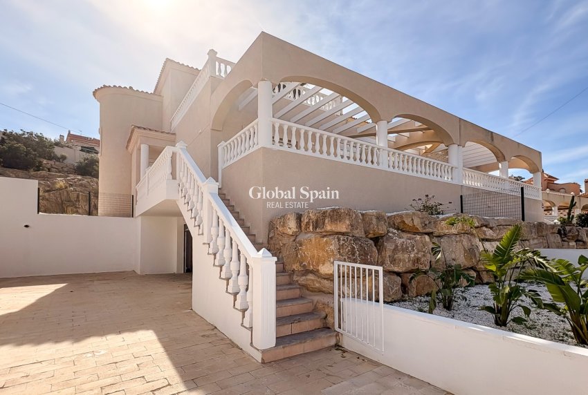 Revente - VILLA -
EL CAMPELLO - Pueblo Acantilado - Venta Lanuza