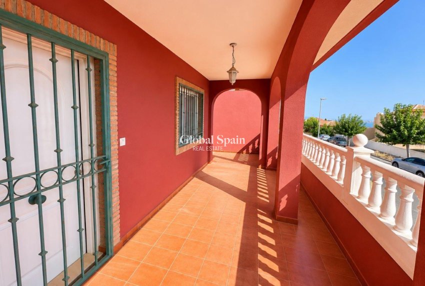 Revente - VILLA -
El Carmoli - Costa Calida