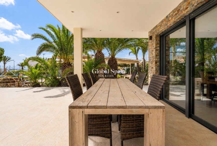 Revente - VILLA -
EL Carmoli Los Urrutias