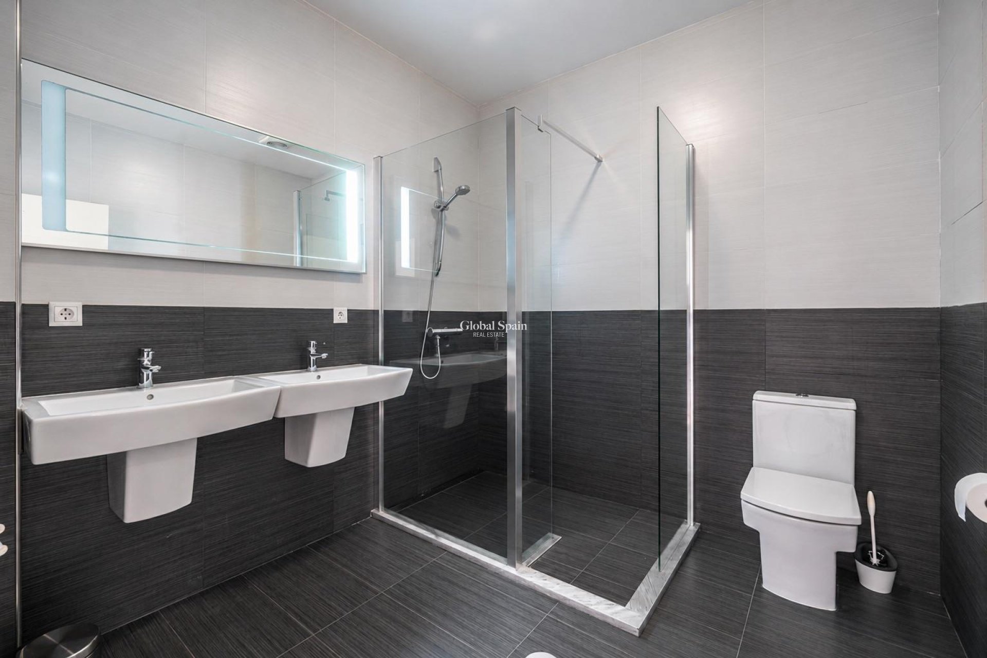 Revente - VILLA -
EL Carmoli Los Urrutias