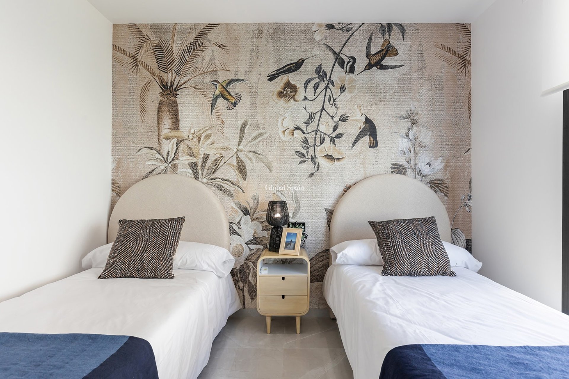 Revente - VILLA -
EL CHAPARRAL - Inland