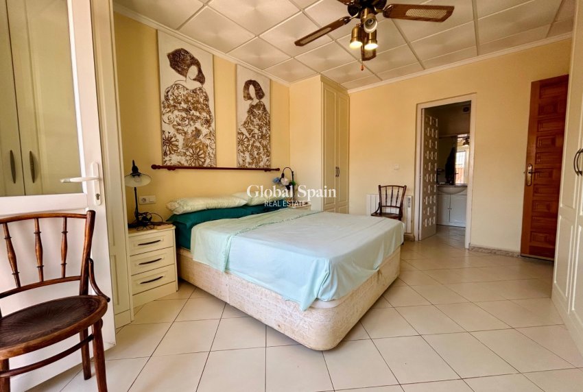 Revente - VILLA -
EL CHAPARRAL - Inland