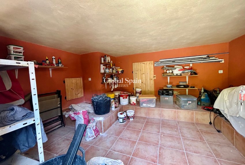 Revente - VILLA -
EL CHAPARRAL - Inland