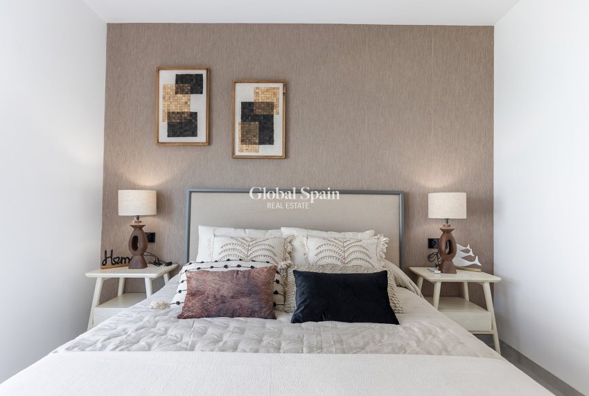 Revente - VILLA -
EL CHAPARRAL - Inland
