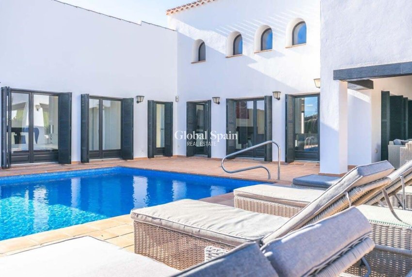 Revente - VILLA -
El Valle Golf Resort - Inland