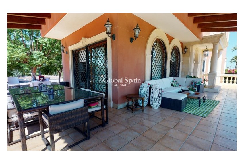 Revente - VILLA -
ELCHE - Costa Blanca