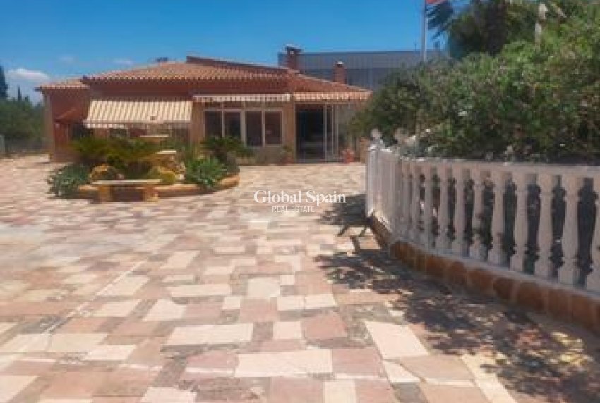 Revente - VILLA -
ELCHE - Costa Blanca