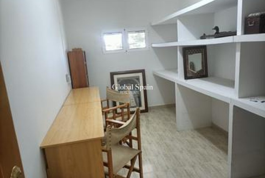 Revente - VILLA -
ELCHE - Costa Blanca