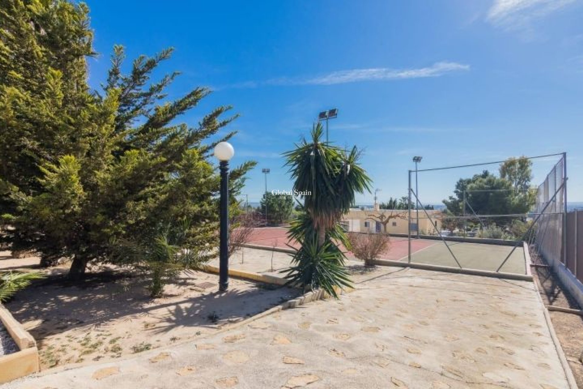 Revente - VILLA -
ELCHE - Costa Blanca