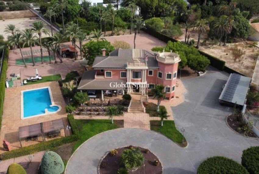 Revente - VILLA -
ELCHE - Costa Blanca