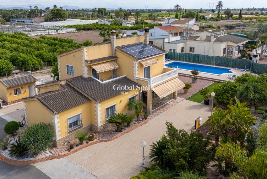 Revente - VILLA -
ELCHE - Costa Blanca