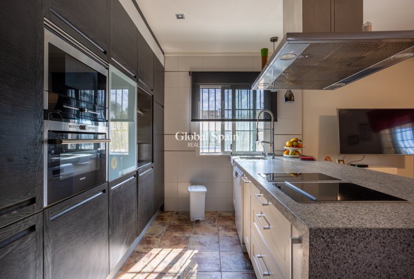 Revente - VILLA -
ELCHE - Costa Blanca