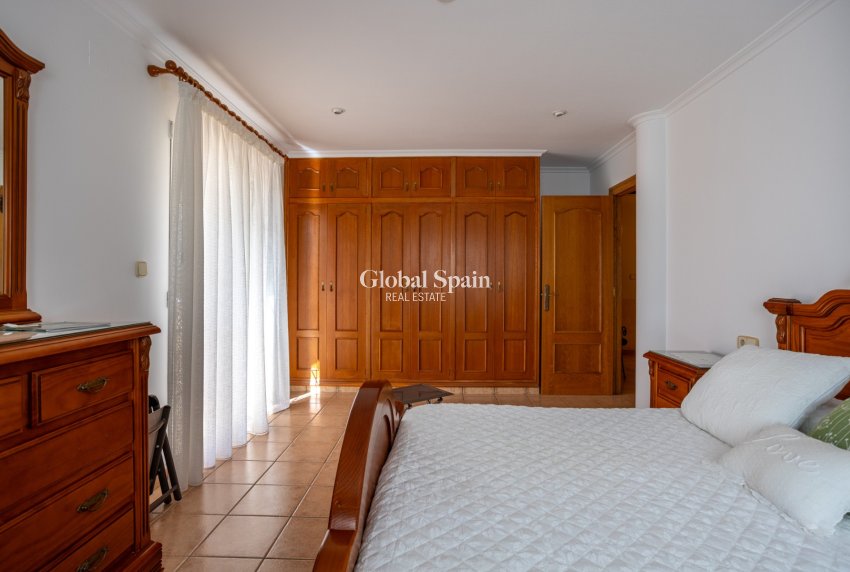 Revente - VILLA -
ELCHE - Costa Blanca