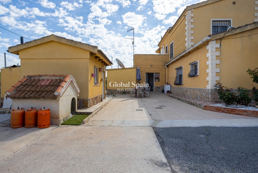 Revente - VILLA -
ELCHE - Costa Blanca