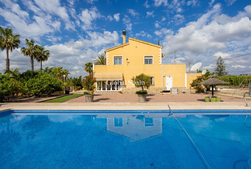 Revente - VILLA -
ELCHE - Costa Blanca