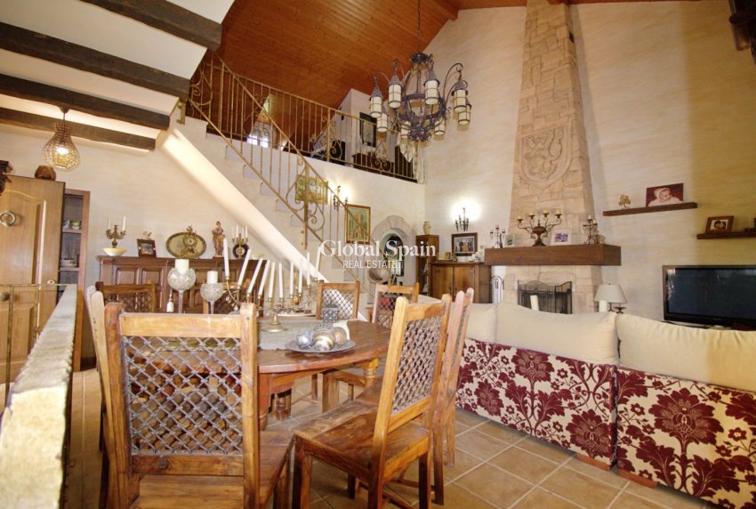 Revente - VILLA -
ELCHE - Valverde