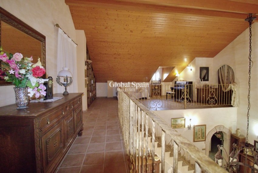 Revente - VILLA -
ELCHE - Valverde