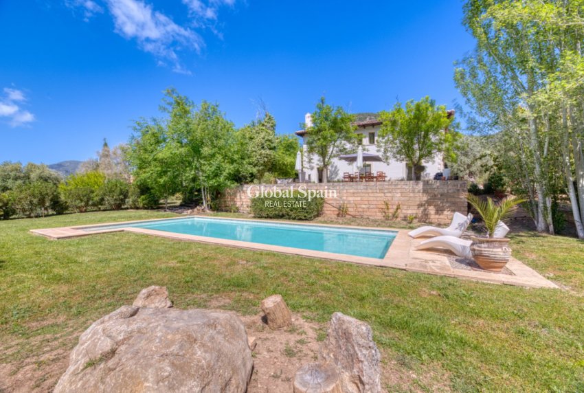 Revente - VILLA -
ESPORLES - Mallorca
