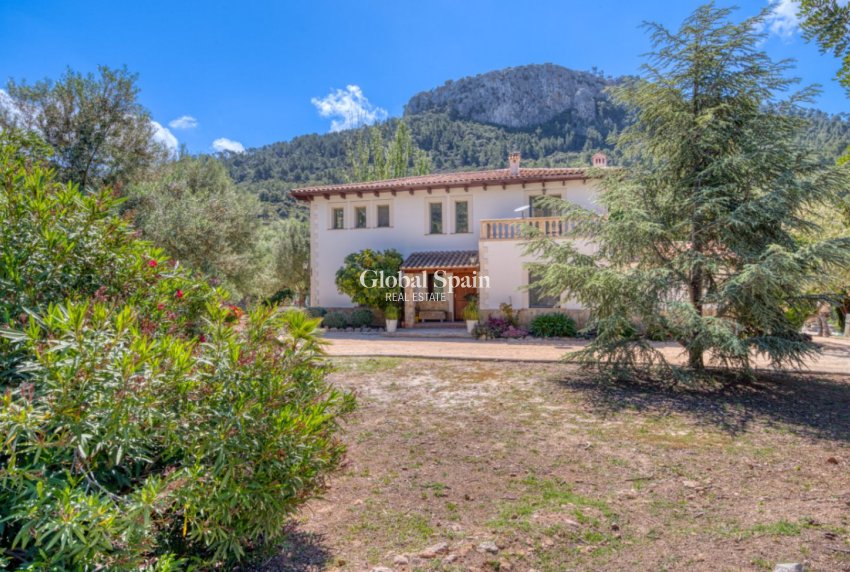 Revente - VILLA -
ESPORLES - Mallorca