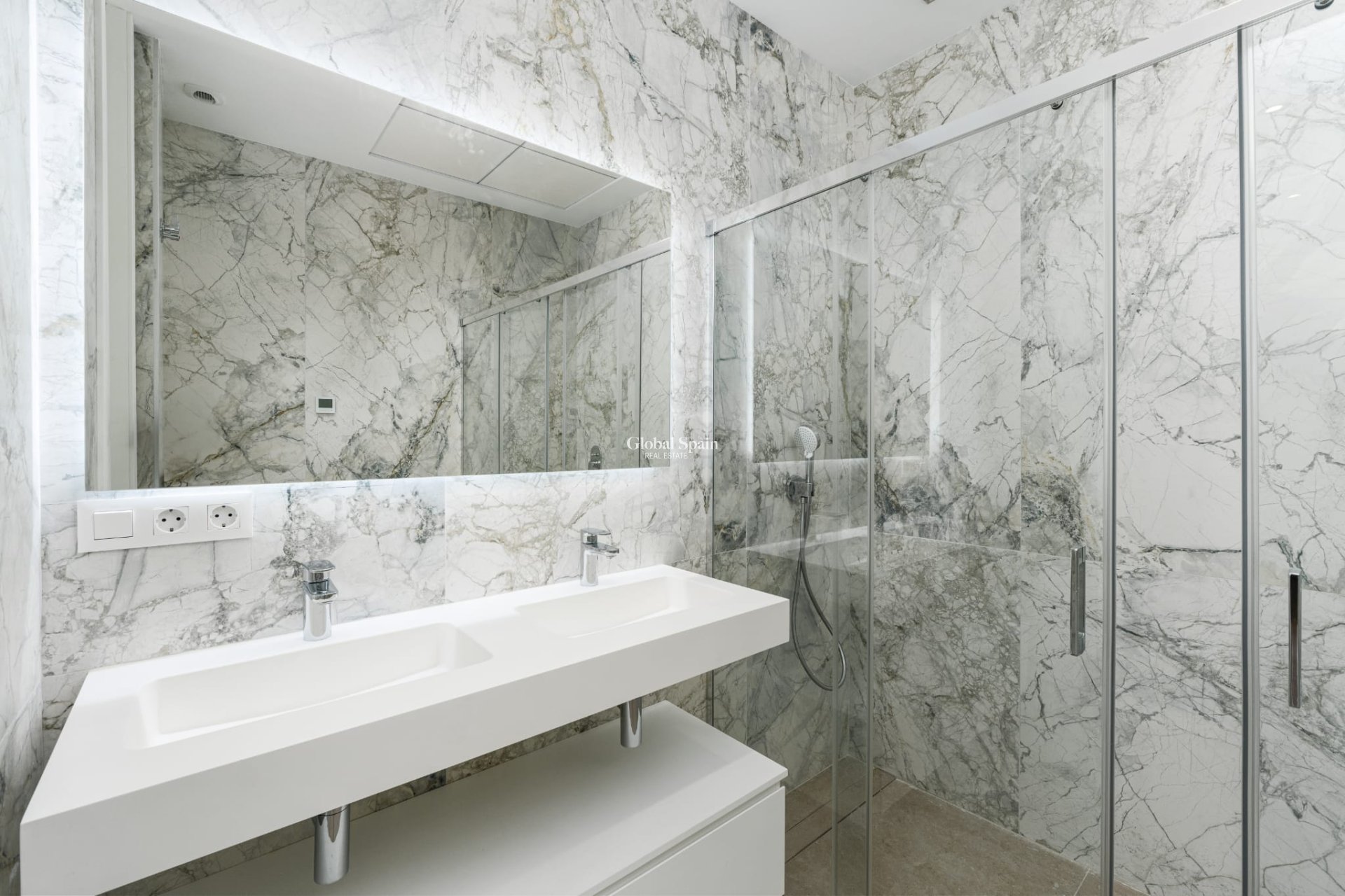 Revente - Villa -
FINESTRAT - Costa Blanca Norte